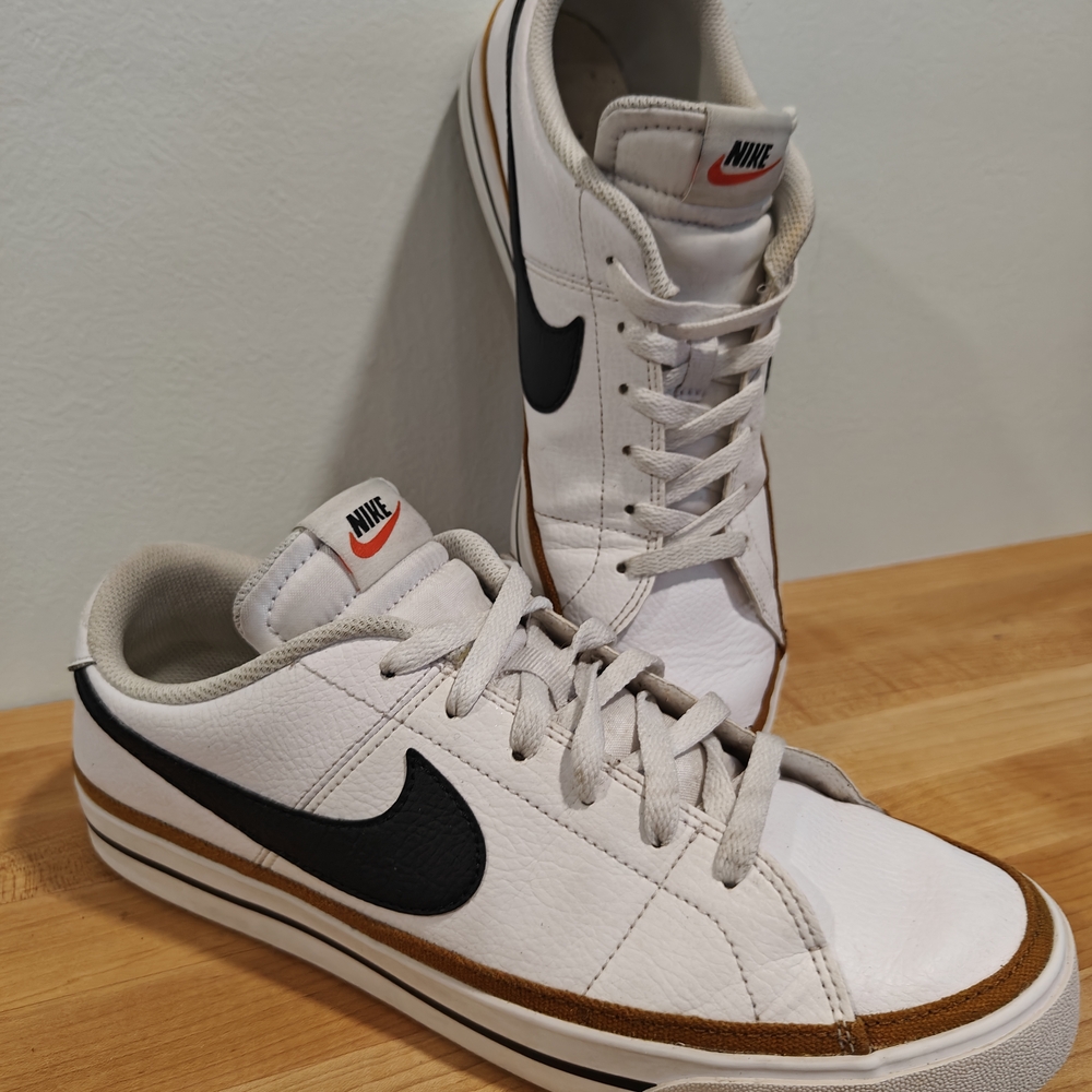 Nike Men's White and Black Sneakers with Tan Accents